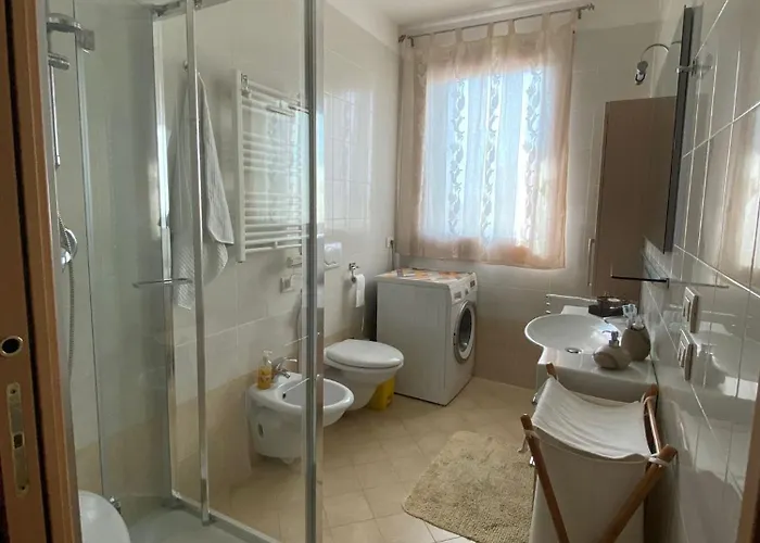 Easy Access To Venice Marcon